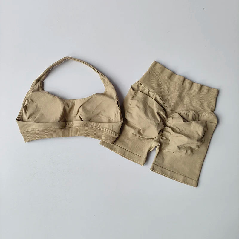 Seamless Breathable Yoga Bra And Shorts Set For Women
