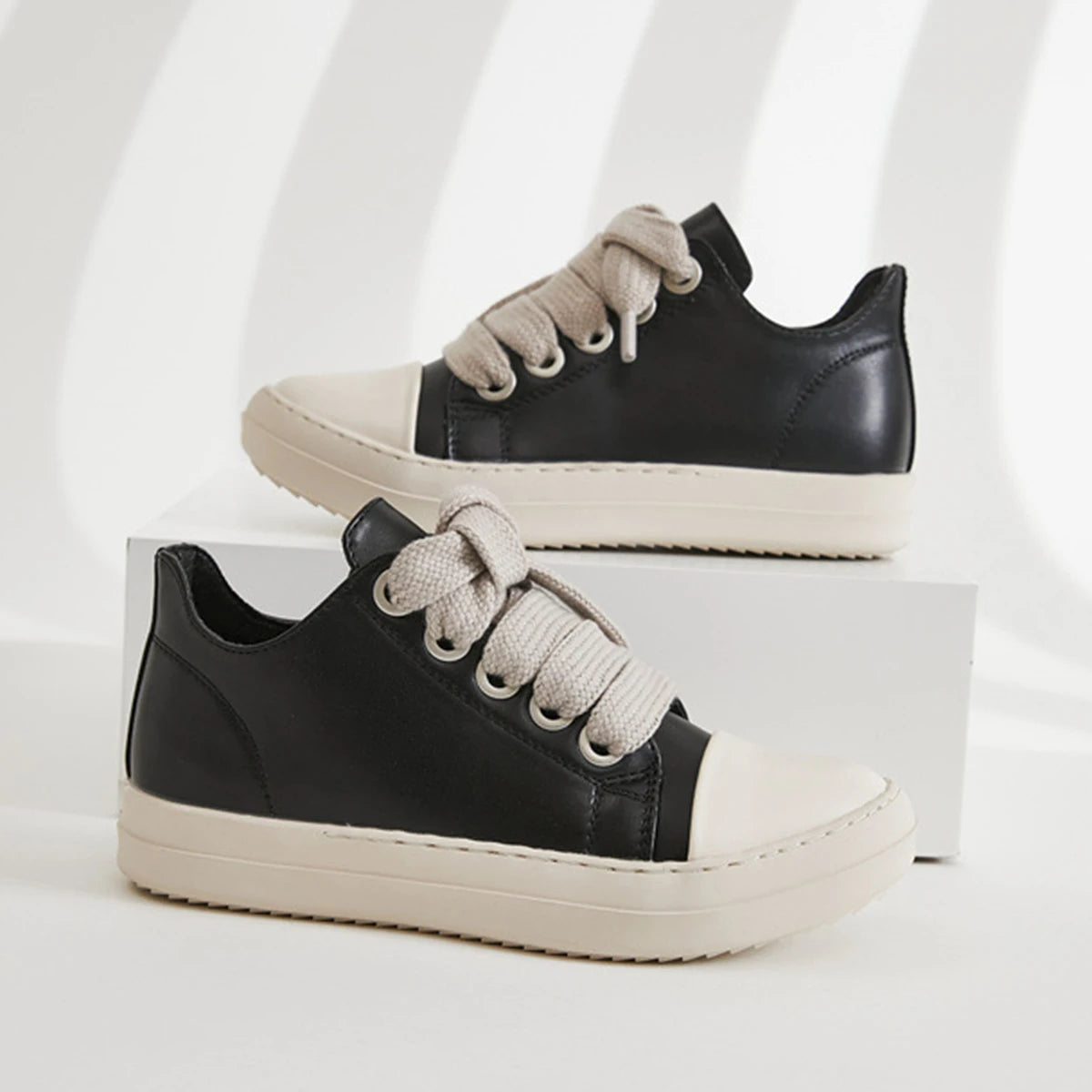 Men's Waterproof Lace Up Casual Shoes PU Insole Rubber Outsole