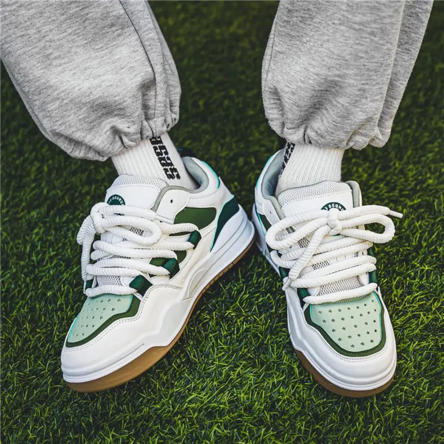 New men's sports sneakers, casual and versatile trendy shoes